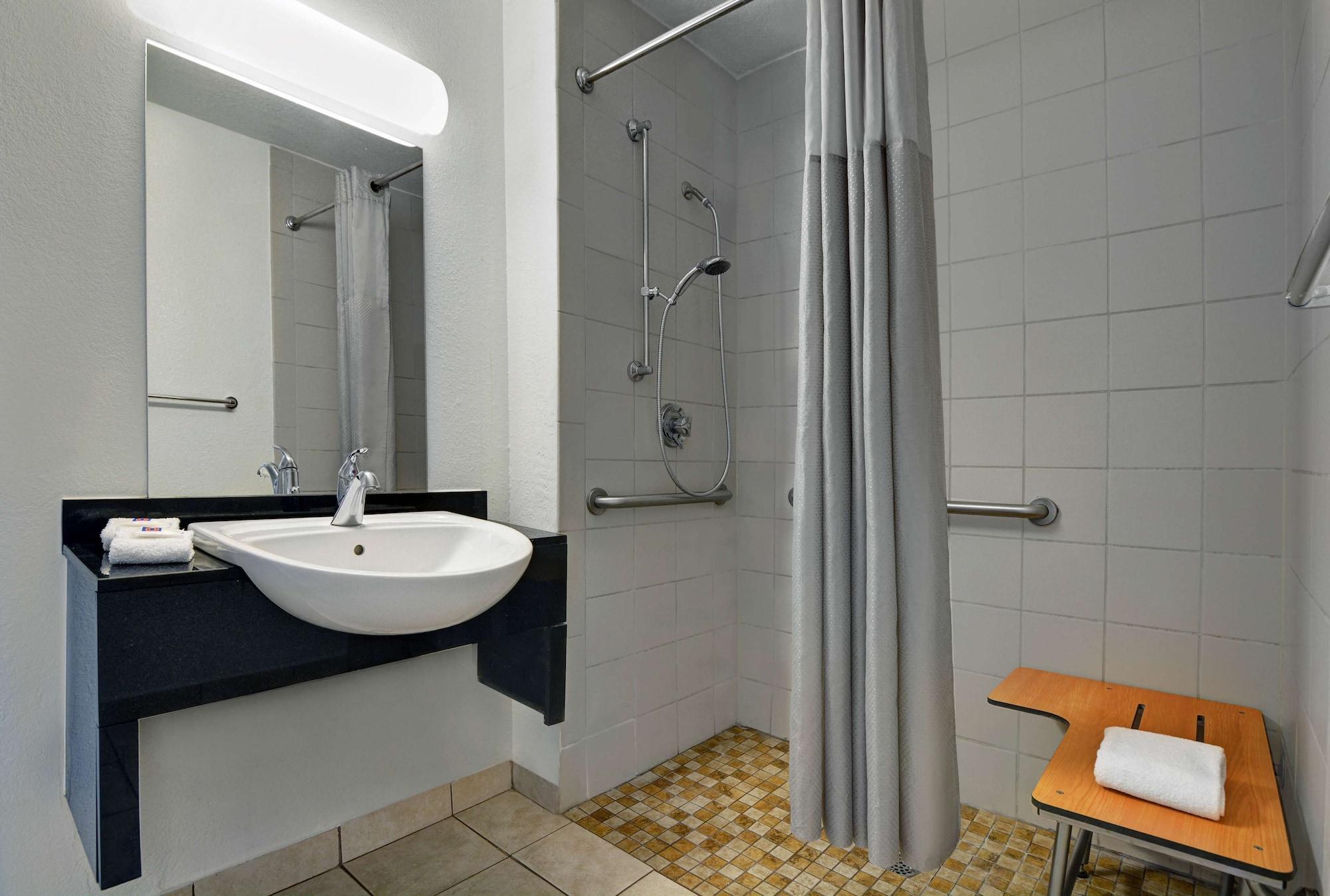 סלבריישן Motel 6-Kissimmee, Fl - Orlando מראה חיצוני תמונה