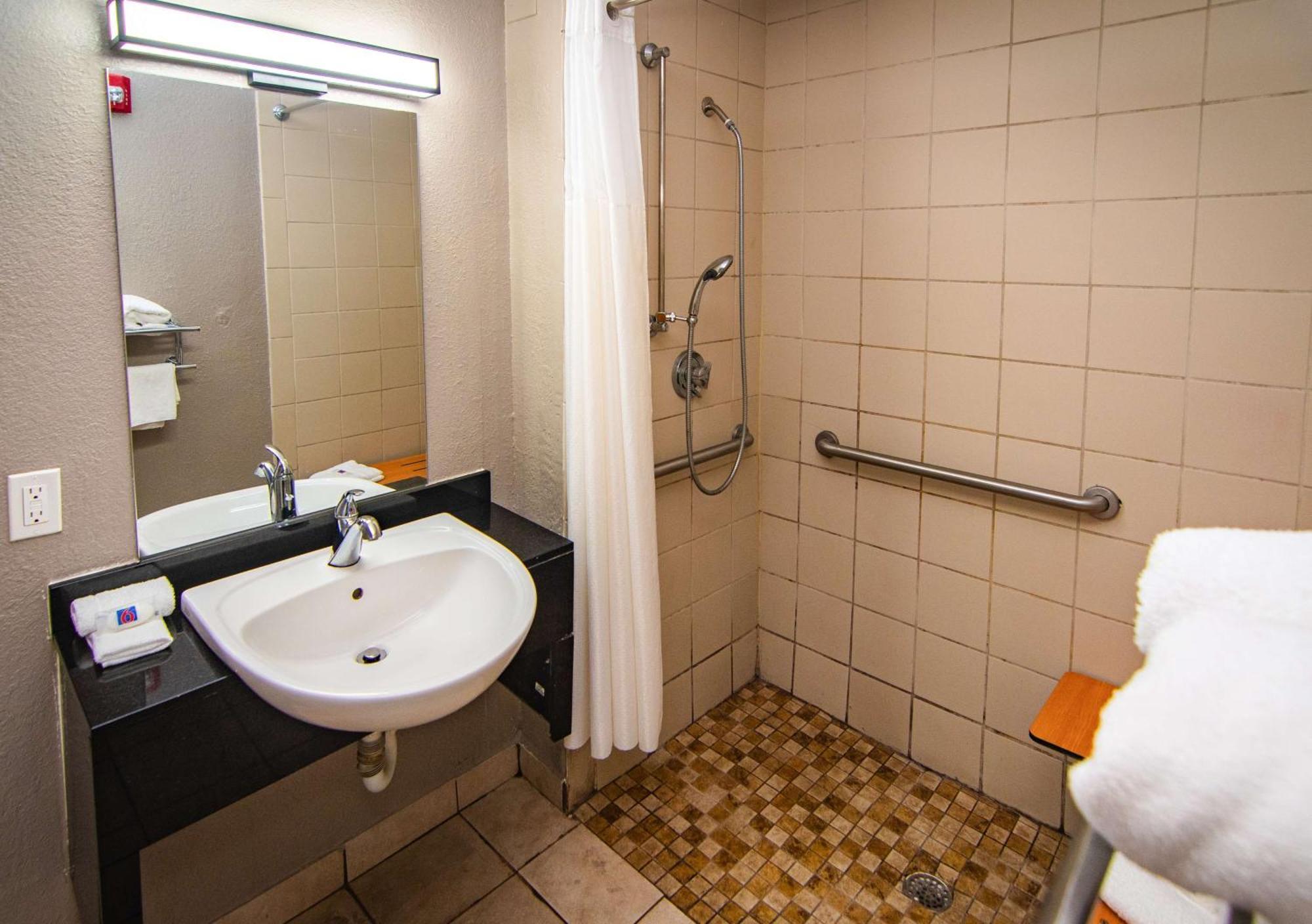 סלבריישן Motel 6-Kissimmee, Fl - Orlando מראה חיצוני תמונה