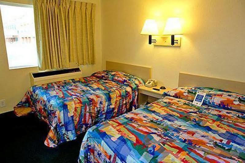 סלבריישן Motel 6-Kissimmee, Fl - Orlando מראה חיצוני תמונה